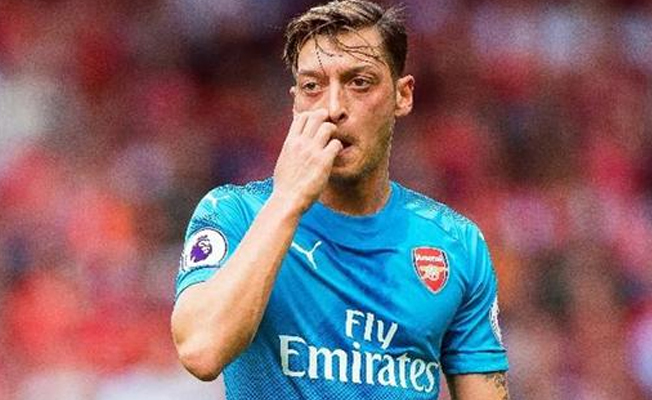 Dortmund kancayı Özil'e taktı