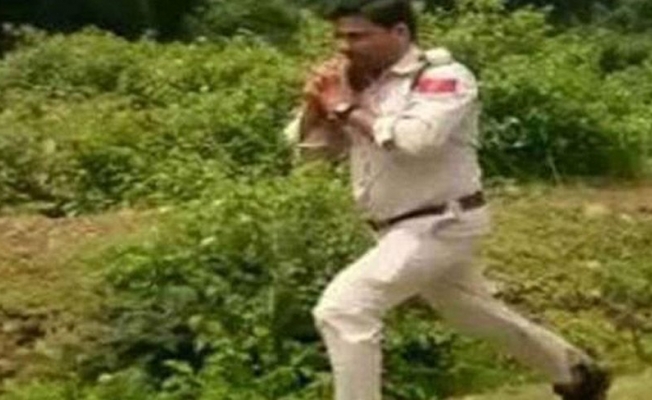 Kahraman polis, 10 kilogramlık bombayla 1 km koştu