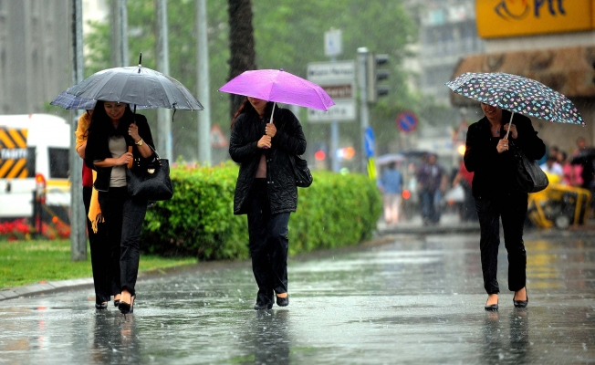 Meteoroloji yağmur için saat verdi