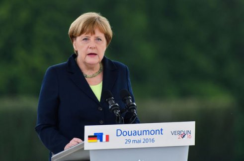 Merkel'den İncirlik açıklaması
