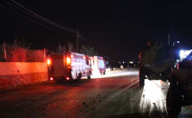Siirt'te zırhlı araca bombalı saldırı!