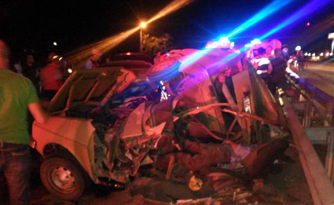 Balıkesir'de dehşet verici kaza: 4 ölü 3 yaralı