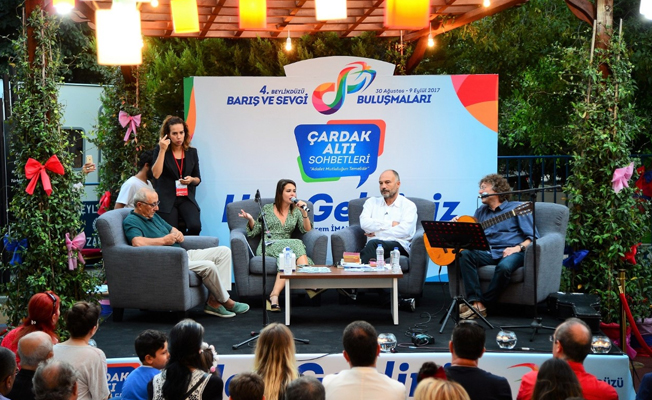 Ataol Behramoğlu, Mahir Günşiray ve Haluk Çetin ile Beylikdüzü'nde şiir akşamı yaşandı