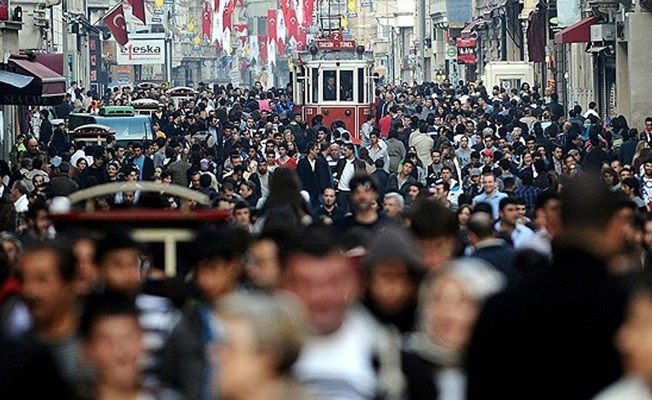 Gümrük ve Ticaret Bakanlığı: Türk halkı tasarruf yapmıyor