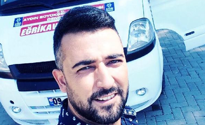 Ağaca çarpan minibüsün şoförü öldü