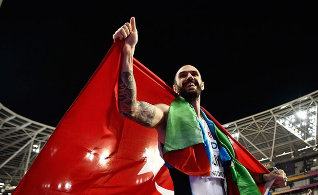 Ramil Guliyev, ‘Ayın Atleti’ seçildi