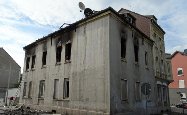 Almanya'da yangın iki can aldı