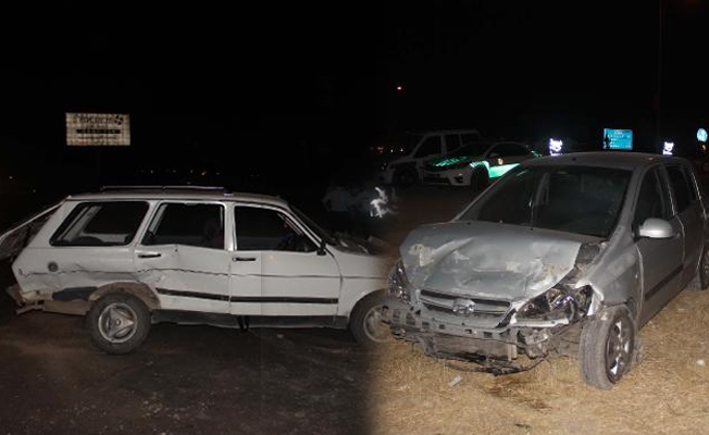 Şanlıurfa’da iki otomobil çarpıştı: 6 yaralı