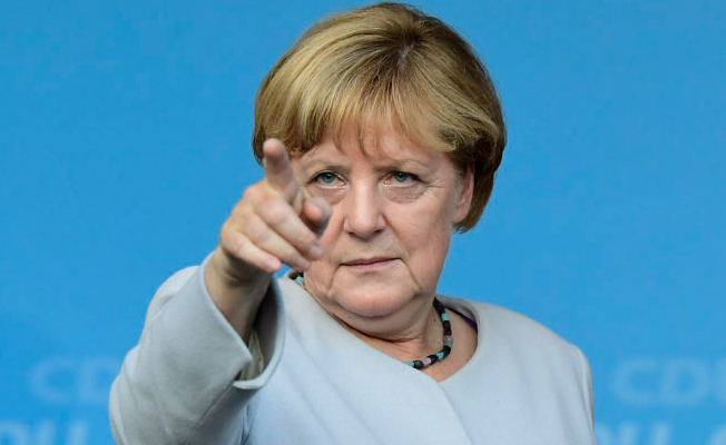 Merkel, Türkiye-AB geleceği için tarih verdi