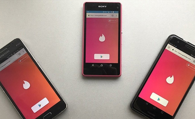 Tinder buluşmasında dışkısını camdan atan kadın, pencerede sıkıştı