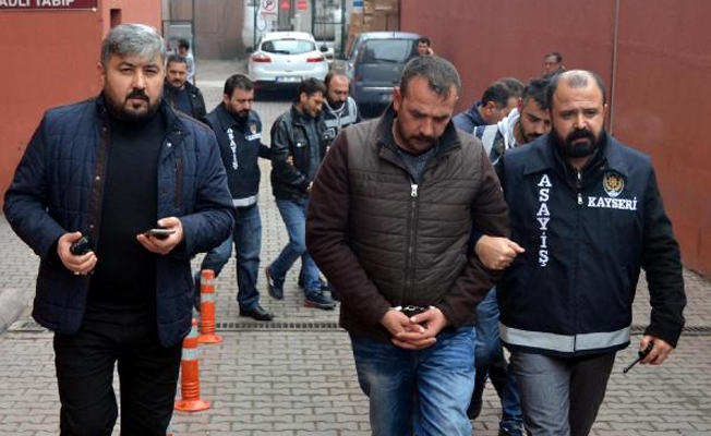 Marketçi cinayeti sanığına 25, sevgilisine 6 yıl hapis cezası