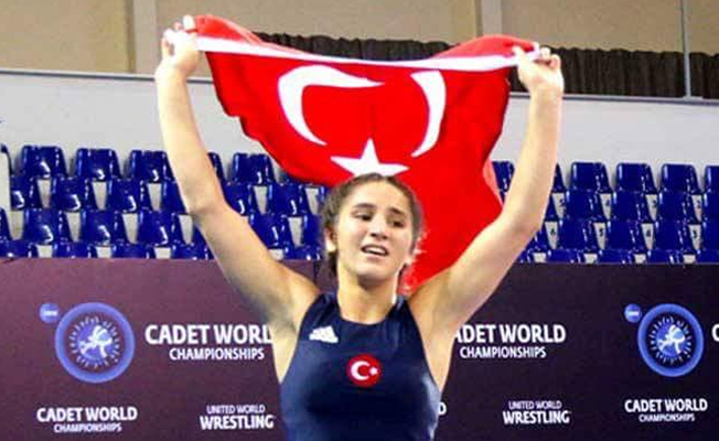 Zeynep Yetgil, dünya üçüncüsü oldu