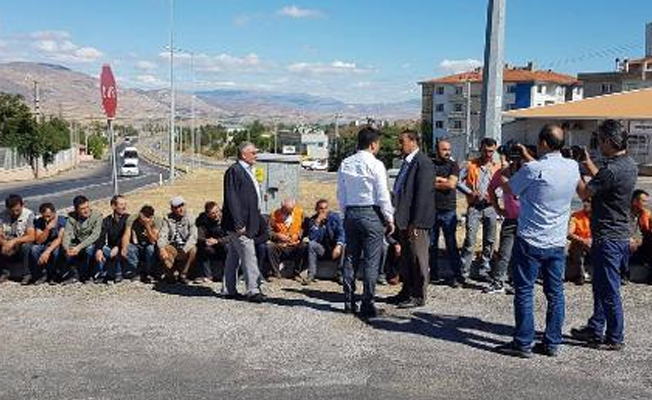 İşten çıkarılan taşeron işçiler eylem yaptı