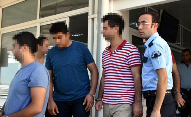 Marmaris'te rütbeli askerlere FETÖ operasyonu