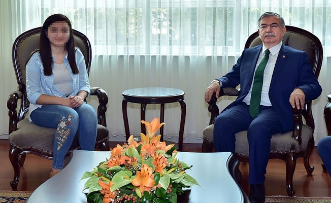 Skandal başarı öyküsü! Bakan ve vekiller de tebrik etmişti...