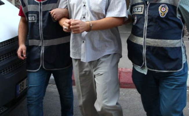 Manisa'da FETÖ'ye yönelik operasyonda: 5 kişi tutuklandı 13 gözaltı
