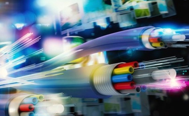 İnternet hızını 50 katına çıkaracak 'full-fiber' geliyor!