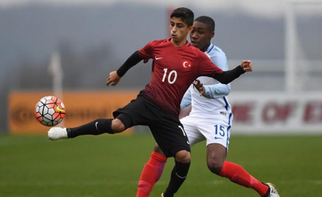 Dünya devleri 15 yaşındaki Türk futbolcunun peşinde!