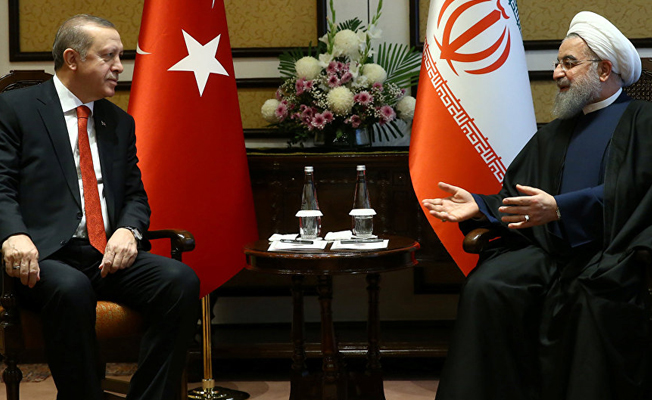 Erdoğan Kazakistan'da Ruhani ile görüştü