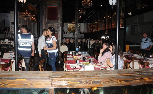 Adana’da bar ve gece kulüplerinde asayiş uygulaması