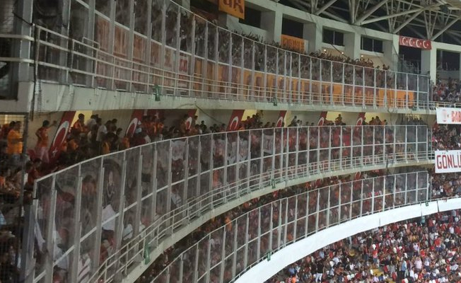 Antalya'da Galatasaraylı taraftarlar hapsedildi!