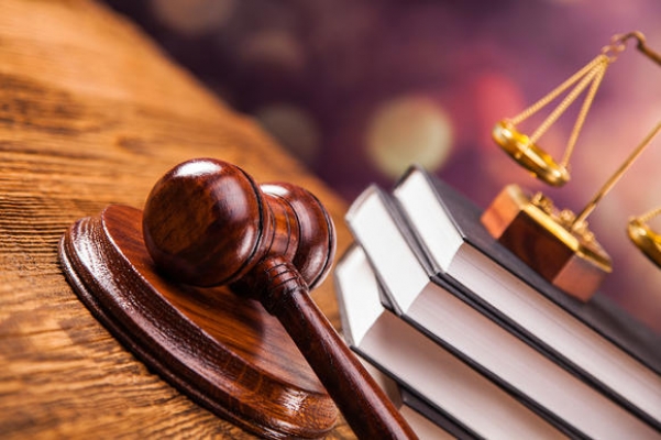 İktidara yakın gazetenin yazarı böyle yazdı: ‘Adalet fena halde yaralı’