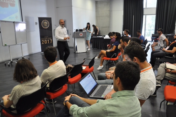 Altın fikirler İzmir'de yarıştı