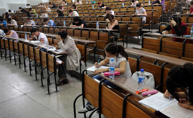 Memur olmak için KPSS yetmiyor, AKPSS'ye girmen gerekiyor