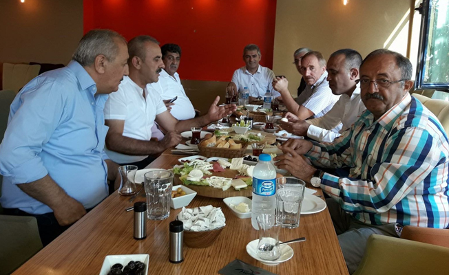 Göle Fed, basın mensuplarını kahvaltıda ağırladı