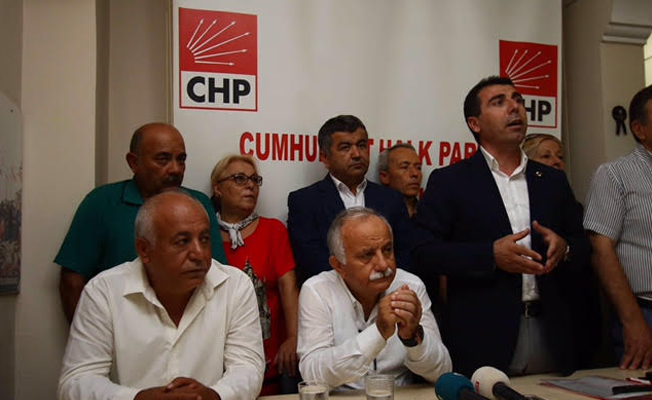 AKP’den istifa eden Şenay CHP’ye geçti