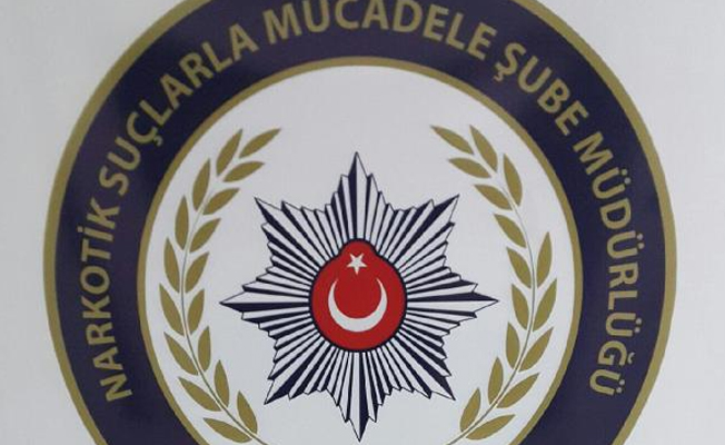 Suriyeli sığınmacının evi uyuşturucu yuvasına dönmüş!