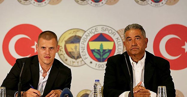 Marin Skrtel imzaladı
