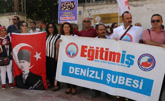 Denizli'de Eğitim-İş'ten yeni müfredata tepki
