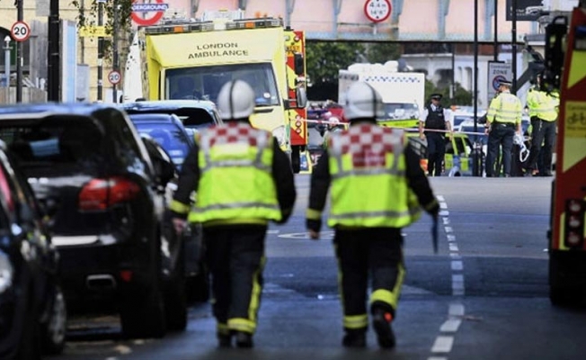 Londra'da metro isyasyonu boşaltıldı!