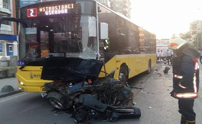 Kadıköy'de feci kaza: Ölü ve yaralılar var