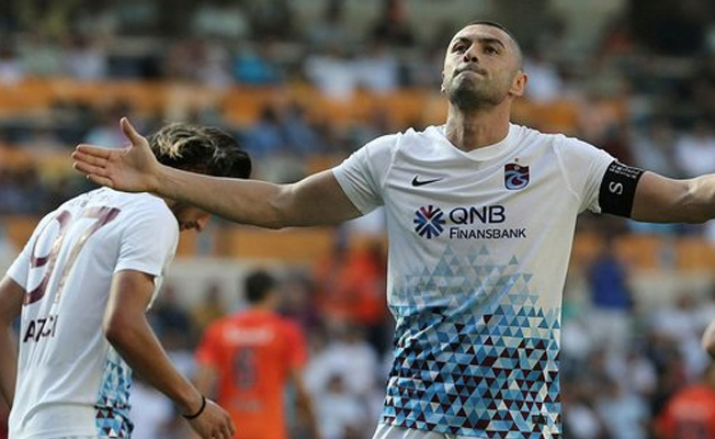 Gomis ile Burak Yılmaz arasında yarış: Fark 2
