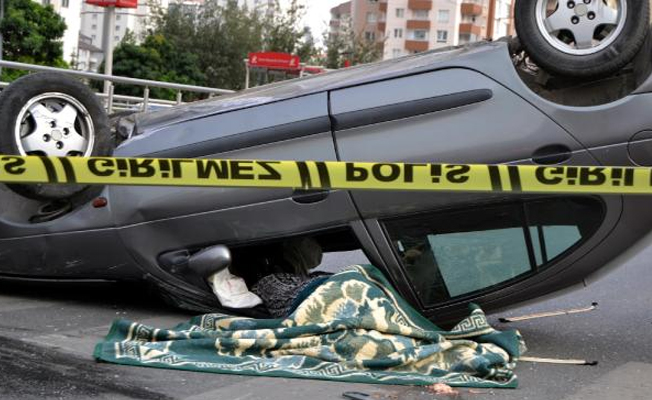 Kayseri'de iki otomobil çarpıştı: 1 ölü