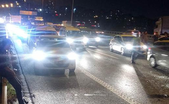 İstanbul'da TEM Edirne yönü trafiğe kapandı: Zincirleme kaza