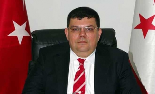 KKTC, Eğitim Bakanı'nın 'jetlag' benzetmesini konuşuyor