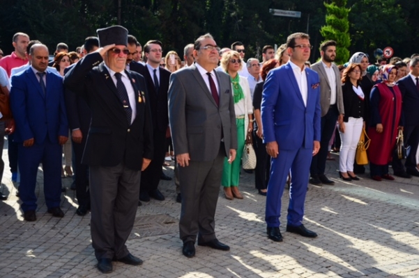Gaziler minnetle anıldı