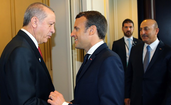 Macron: Suriye'de düşmanım Esad değil, İslamcı teröristler