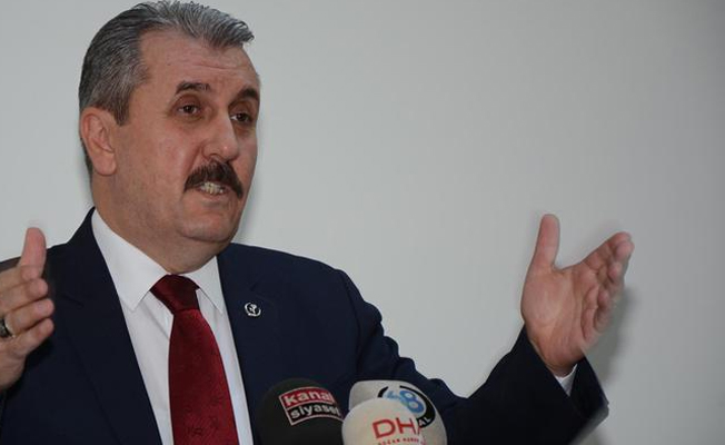 Destici: Askeri müdahale seçeneği masada bulundurmalı