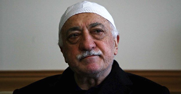 Fethullah Gülen röportajını yayınlayan kanal kapatıldı