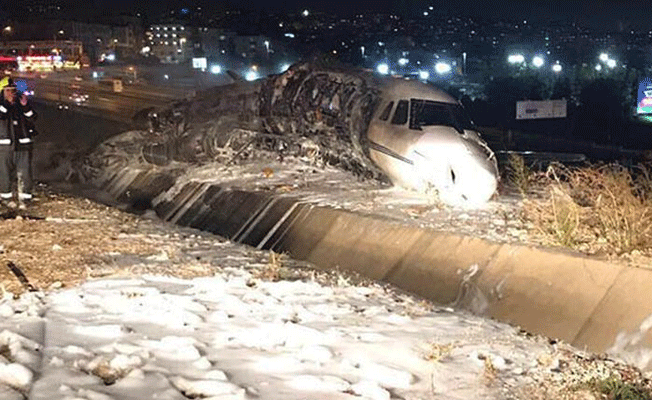 Atatürk Havalimanı’nda jet düştü!
