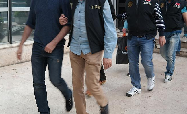 Uyuşturucu operasyonunda 2'si polis 6 tutuklama