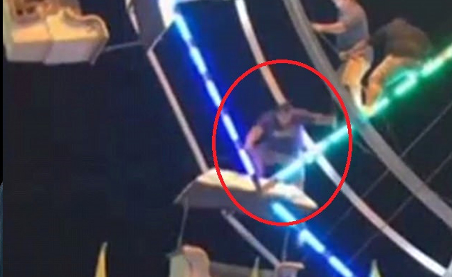 Lunapark çalışanı, çocukları kurtarmaya çalışırken düştü