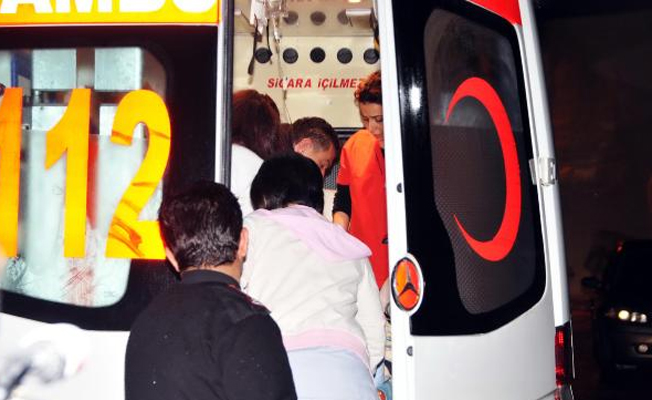 Elini kıyma makinesine kaptıran kasap yaralandı