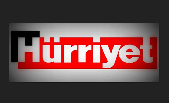 Hürriyet Gazetesi iki yazarıyla yollarını ayırdı!