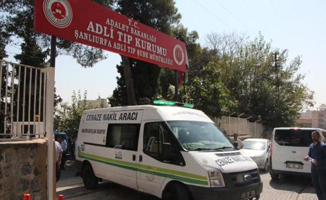 Miras yüzünden tartıştığı annesini öldürdü, kardeşini yaraladı