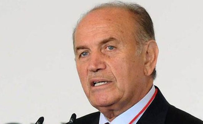 Kadir Topbaş'tan Mevlüt Uysal'a tebrik